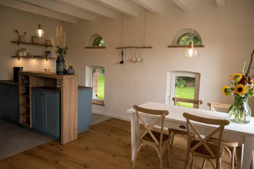 Zum Heuerling Ferienwohung Im Alten Stall Mit Sauna Versmold 外观 照片