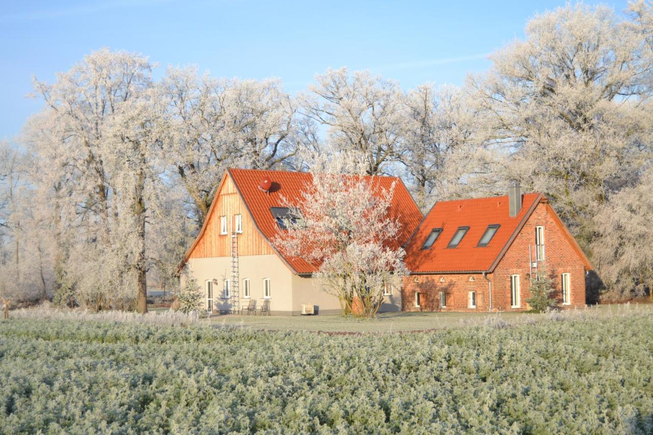 Zum Heuerling Ferienwohung Im Alten Stall Mit Sauna Versmold 外观 照片